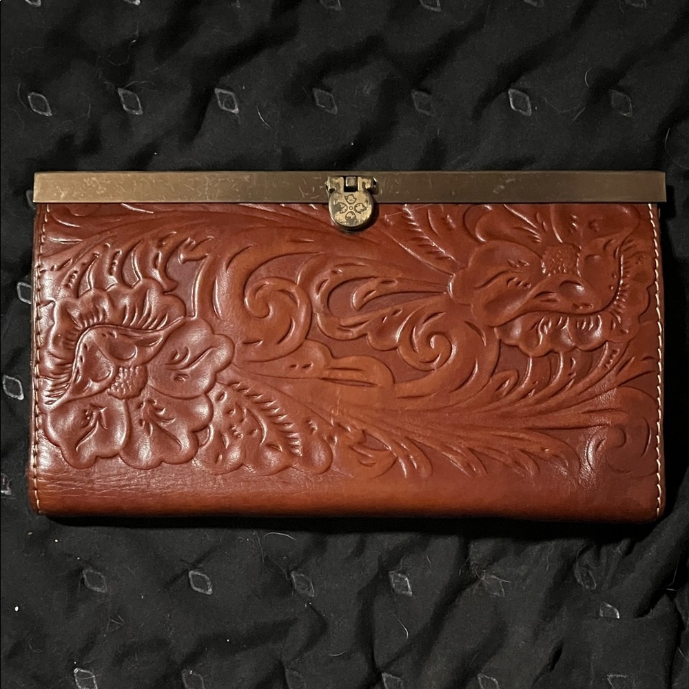 Patricia Nash Floral Tooled Leather Clutch